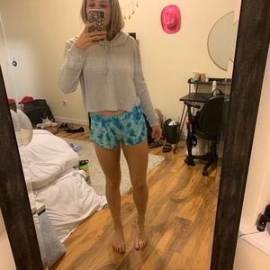 Light grey cropped Brandy Melville sweatshirt